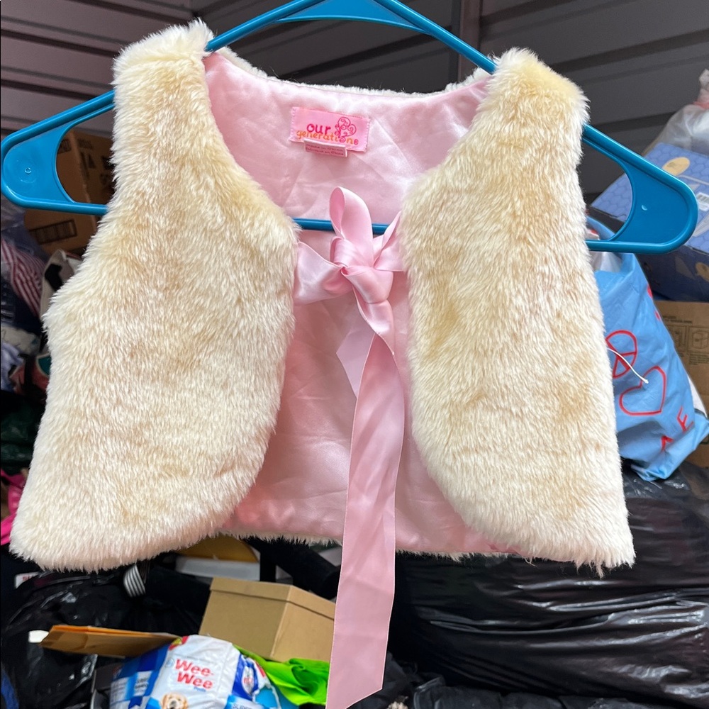 Chic Cream Faux Fur Vest with Pink Satin Lining